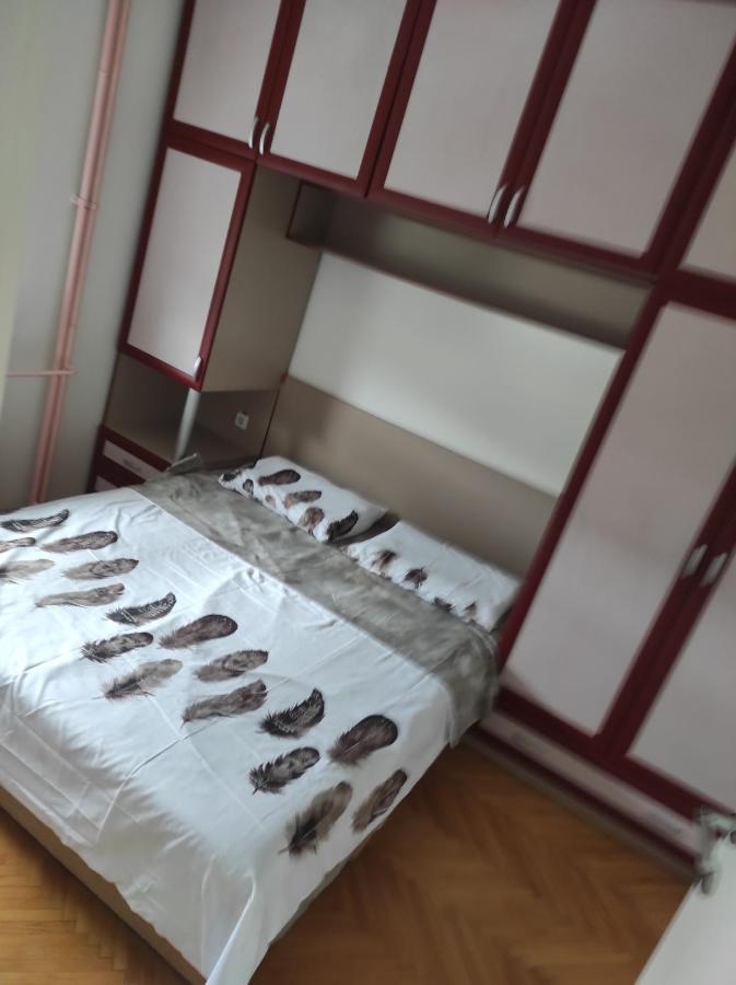 Stan centar Apartment Bitola Bagian luar foto